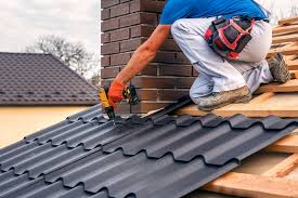 Best Commercial Roofing Services  in Tri Lakes, IN